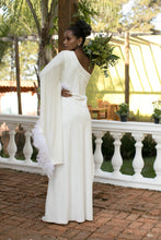 Cargar imagen en el visor de la galería, Vestido Ombro Só Plumas Branco