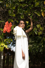 Carregar imagem no visualizador da galeria, Kaftan Laço Branco