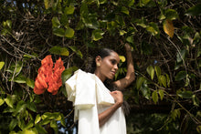 Carregar imagem no visualizador da galeria, Kaftan Laço Branco