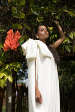 Carregar imagem no visualizador da galeria, Kaftan Laço Branco