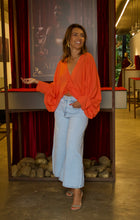 Carregar imagem no visualizador da galeria, Blusa Bufante Laranja