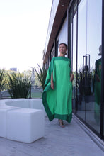 Carregar imagem no visualizador da galeria, Kaftan Bordas Verde