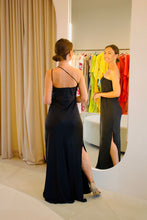 Carregar imagem no visualizador da galeria, Vestido Angelina Preto