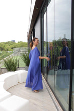 Carregar imagem no visualizador da galeria, Kaftan Gardênia Azul Royal