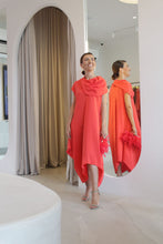 Carregar imagem no visualizador da galeria, Vestido Iara com Gola Vermelho