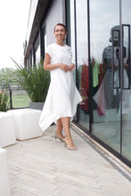 Carregar imagem no visualizador da galeria, Vestido Iara com Gola Branco