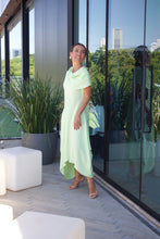 Carregar imagem no visualizador da galeria, Vestido Iara com Gola Lima