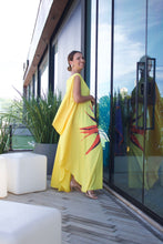 Cargar imagen en el visor de la galería, Vestido Leveza Estrelícia Amarelo