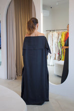 Cargar imagen en el visor de la galería, Kaftan Esther Linho Preto