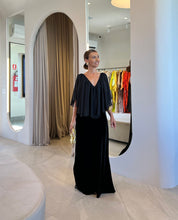 Cargar imagen en el visor de la galería, Vestido Rita Veludo Preto