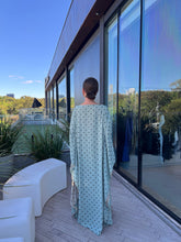 Carregar imagem no visualizador da galeria, Kaftan Simplice Dois Tons Poá