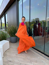 Carregar imagem no visualizador da galeria, Kaftan Square Ombro Só Laranja + Flor