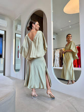 Carregar imagem no visualizador da galeria, Vestido Isadora Dourado