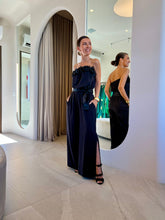 Cargar imagen en el visor de la galería, Macacão Flores