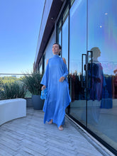 Load image into Gallery viewer, Vestido Emily Azul