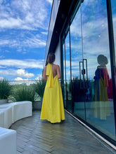 Cargar imagen en el visor de la galería, Vestido Laís Amarelo