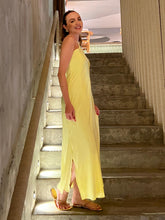 Carregar imagem no visualizador da galeria, Vestido Alana Amarelo