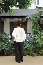 Carregar imagem no visualizador da galeria, Blusa Bufante Branca