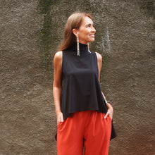 Carregar imagem no visualizador da galeria, Blusa Nina Preta