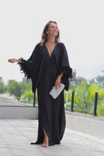 Carregar imagem no visualizador da galeria, Kaftan Helô com Penas