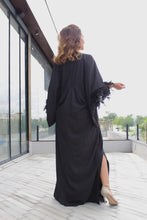 Carregar imagem no visualizador da galeria, Kaftan Helô com Penas