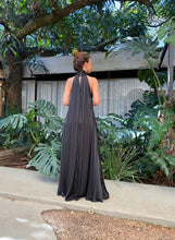 Carregar imagem no visualizador da galeria, Vestido Alessandra Preto