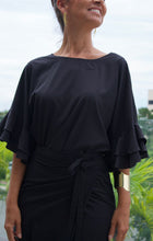 Carregar imagem no visualizador da galeria, Blusa Bia Preta
