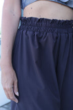 Cargar imagen en el visor de la galería, Calça Juliana Preta