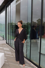 Carregar imagem no visualizador da galeria, Blusa Bufante Preta