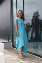 Carregar imagem no visualizador da galeria, Kaftan Iara com Gola Turquesa