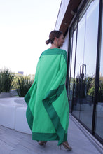 Carregar imagem no visualizador da galeria, Kaftan Bordas Verde
