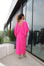 Carregar imagem no visualizador da galeria, Kaftan Bufante Lara Midi Pink
