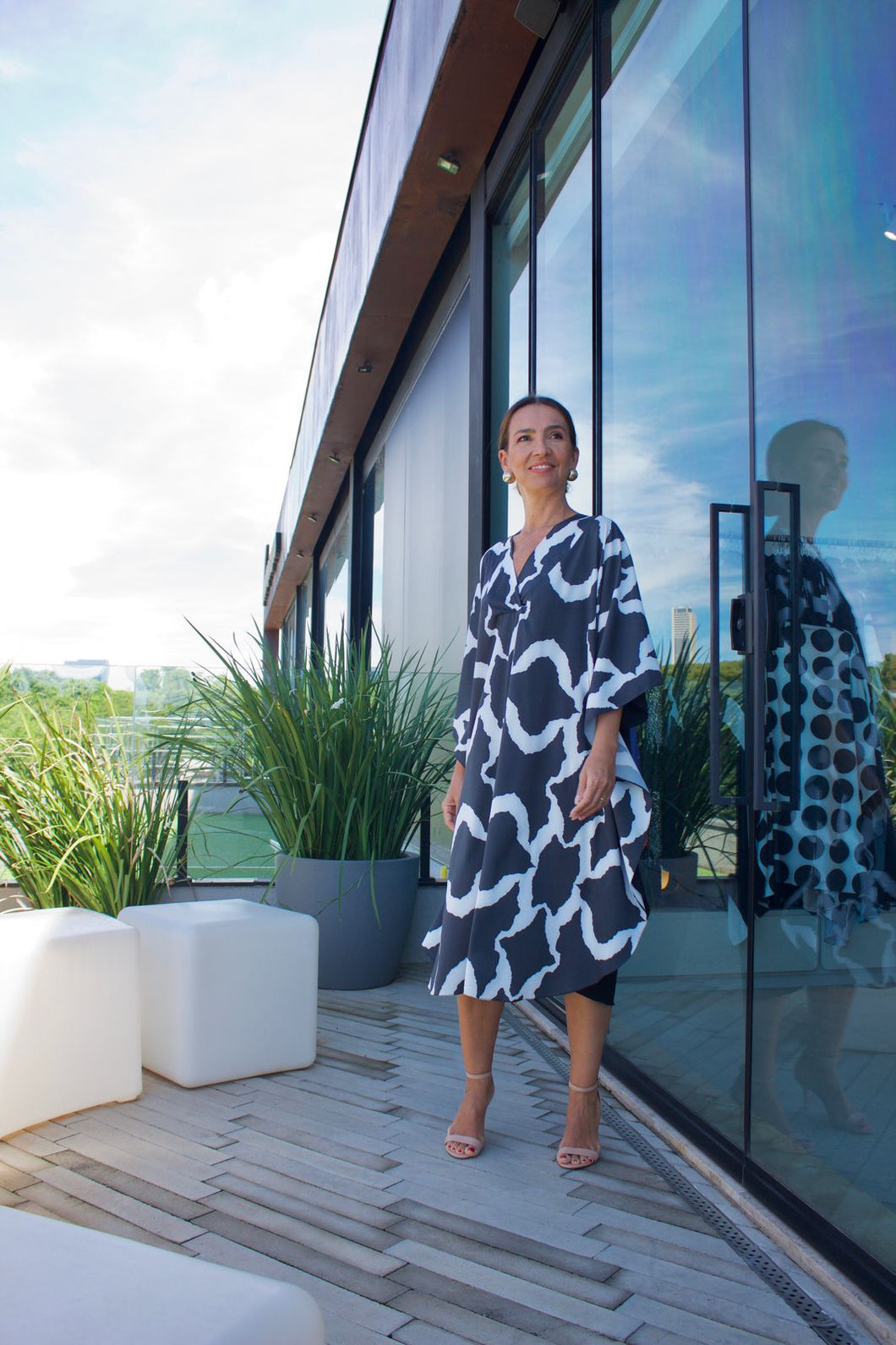 Kaftan Slim Midi Preto e Branco