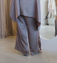 Carregar imagem no visualizador da galeria, Calça Juliana Bronze
