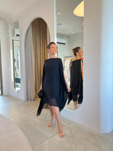 Load image into Gallery viewer, Kaftan Simplice Midi Fuchsia and Green
