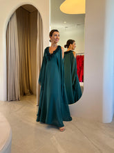 Carregar imagem no visualizador da galeria, Kaftan Margarete Verde
