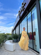 Cargar imagen en el visor de la galería, Kaftan Lucia Amarelo
