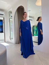 Cargar imagen en el visor de la galería, Kaftan Bárbara Azul + Flor
