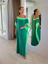 Cargar imagen en el visor de la galería, Kaftan Dulce Verde
