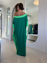 Cargar imagen en el visor de la galería, Kaftan Dulce Verde
