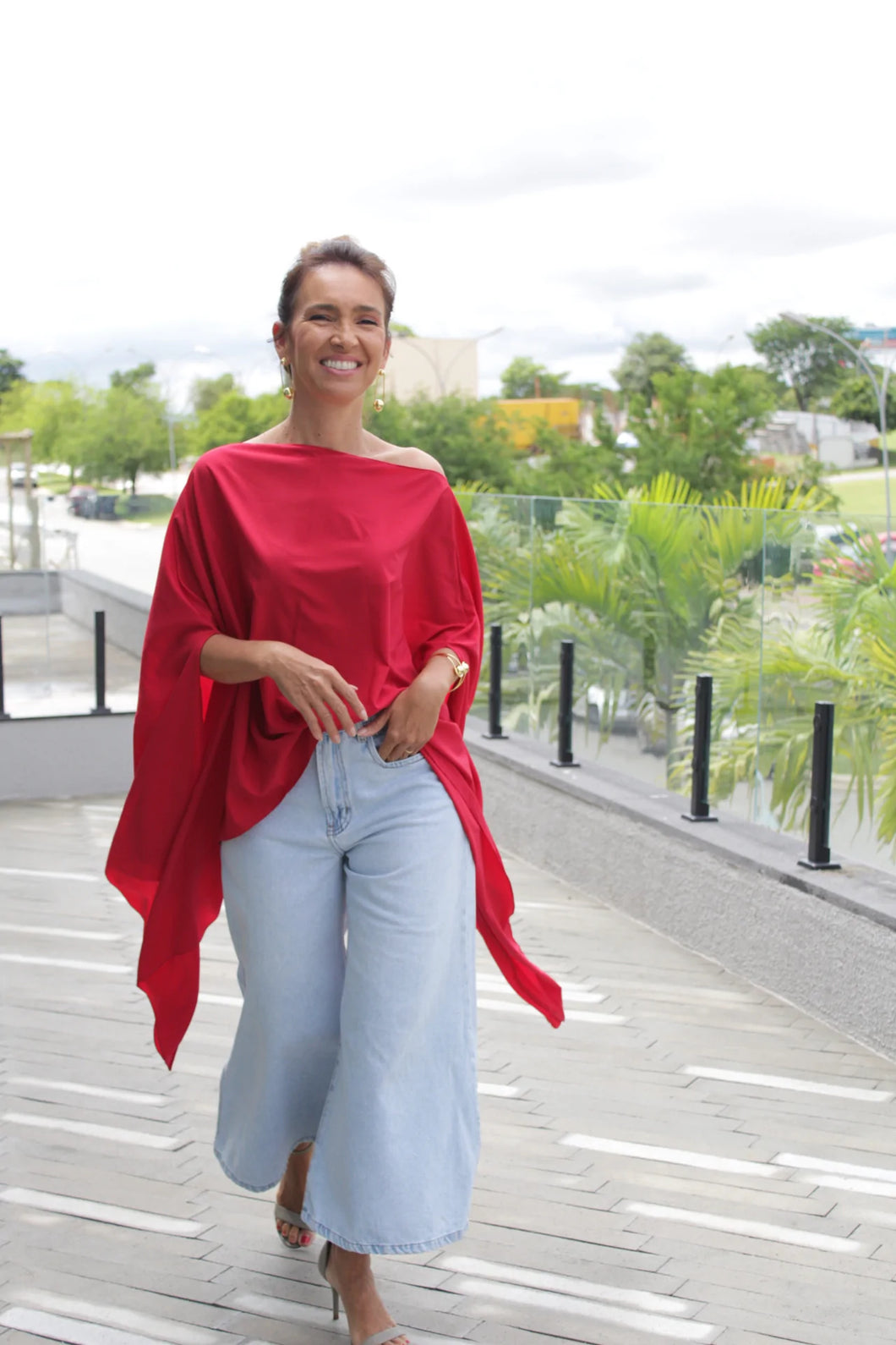 Blusa Assimétrica Vermelha
