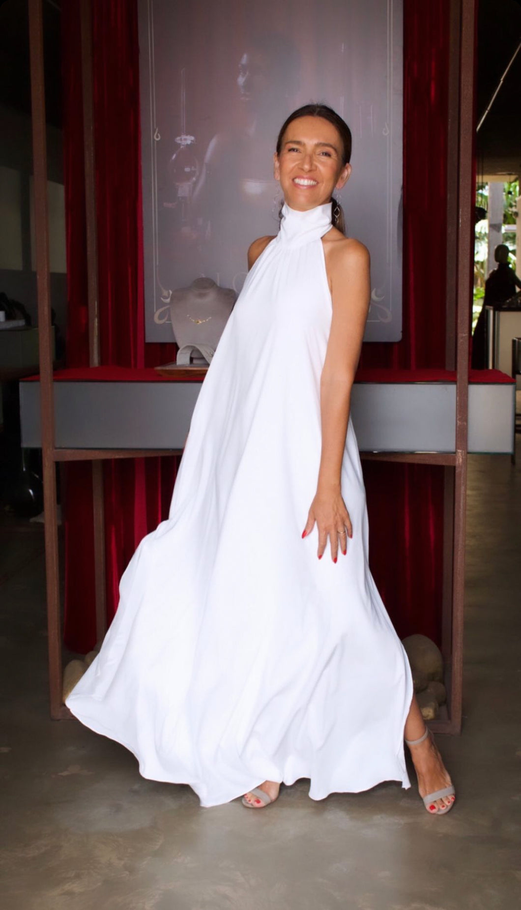 Alessandra dress with white neckline